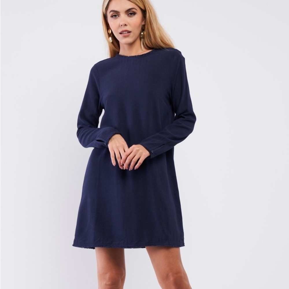 Plain Eco Navy Blue Linen Shredded Hem Detail Round